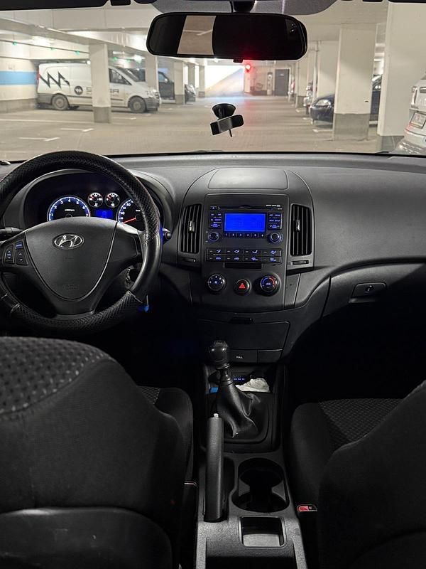 Gebraucht Hyundai i30 110 PS (80 kW) 2009 Schwarz Kombi