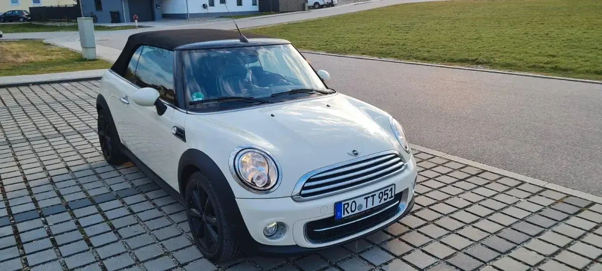 Occasion Mini Cooper D 111 ch (81 kW) 2015 Jaune Citadine