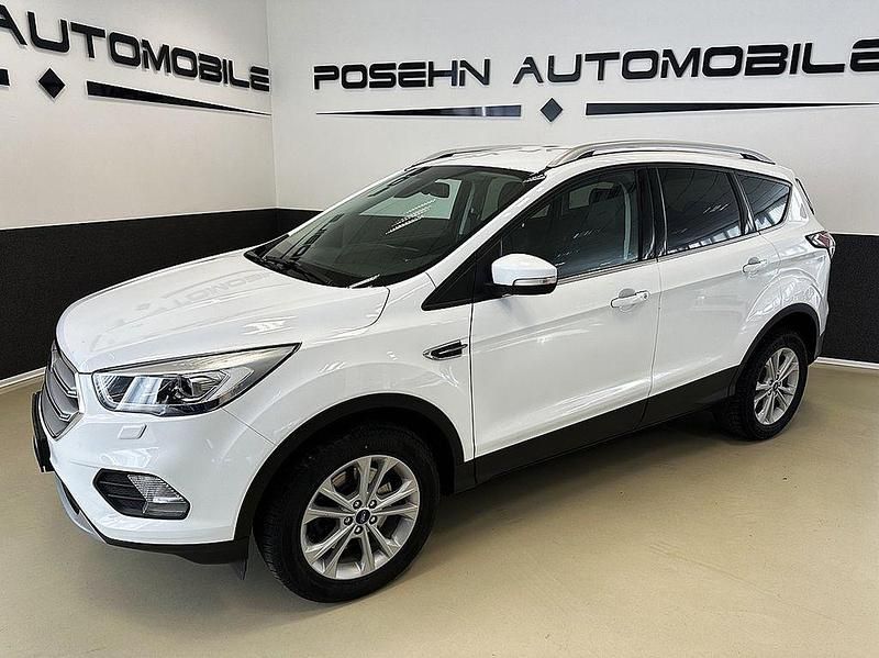 Gebraucht Ford Kuga Titanium 120 PS (88 kW) 2019 Frostweiß SUV