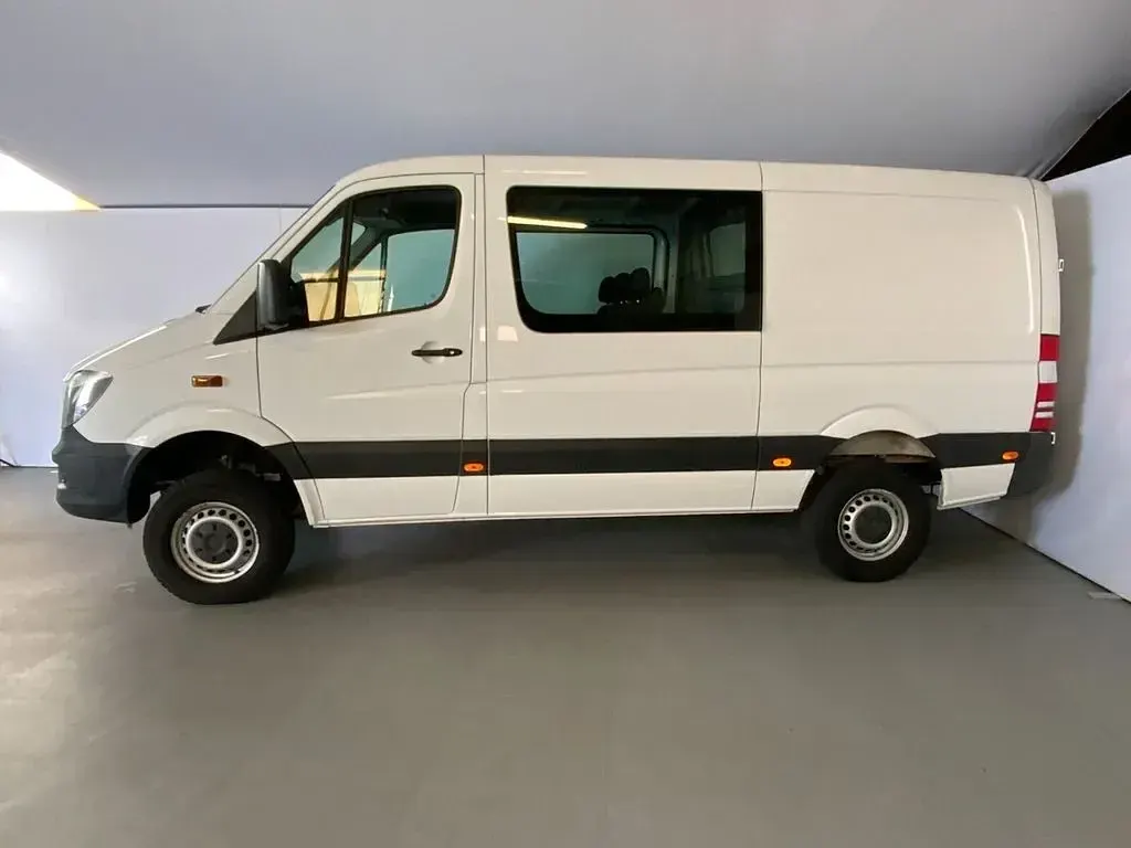 Używany Mercedes Sprinter 163 KM (119 kW) 2018 Biały Van