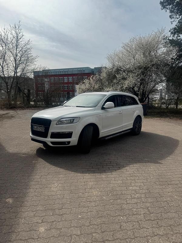 Weiß Gebraucht 2008 Audi Q7 SUV | 12.500 € (Etwas zu teuer) - Bild 1/4