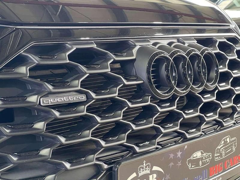 Gebraucht Audi Q3 S-Line 200 PS (147 kW) 2024 Mythosschwarz SUV