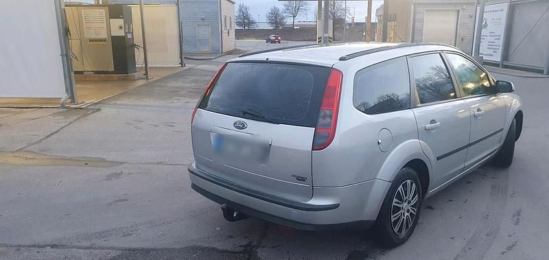 Gebraucht Ford Focus 2006 Silber Kombi
