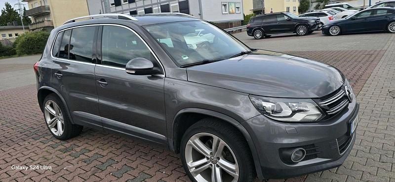 Gebraucht VW Tiguan 150 PS (110 kW) 2015 Silber SUV