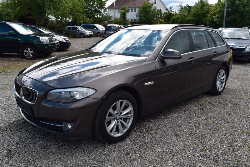 Braun Gebraucht 2011 BMW 525 Kombi | 5.390 € (Guter Preis) - Bild 1/4