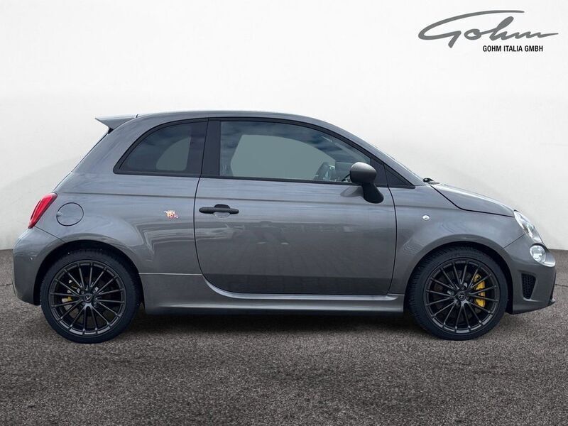 Second-hand Abarth 695 179 CP (131 kW) 2024 Gri Hatchback