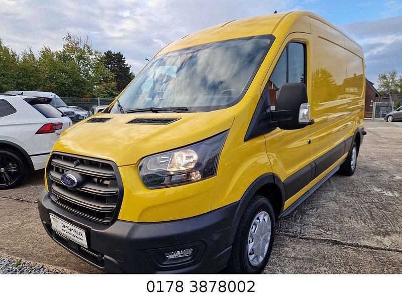 Gelb Gebraucht 2023 Ford Transit Trend Van / Kleinbus | 18.900 € - Bild 1/4