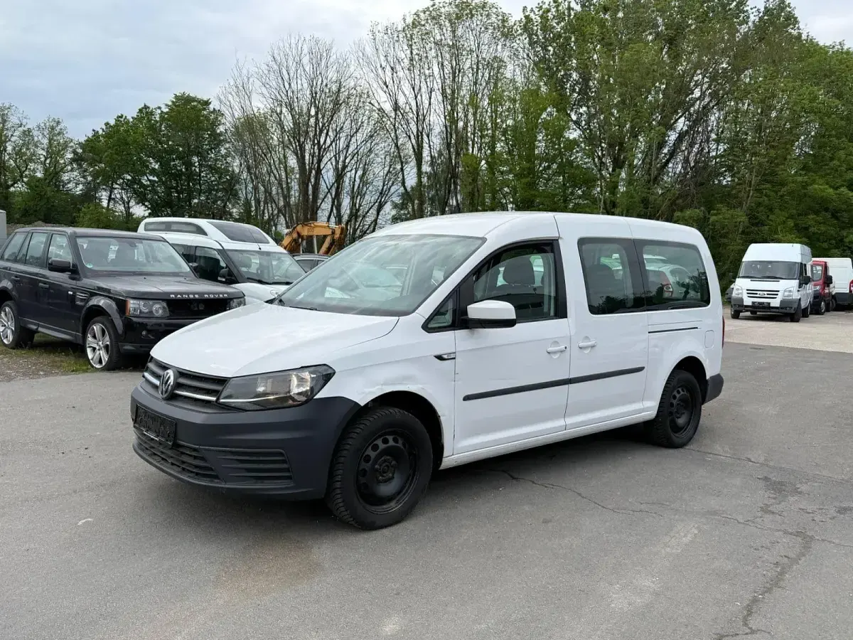 Gebraucht VW Caddy Maxi Trendline 102 PS (75 kW) 2015 Weiß Van / Kleinbus
