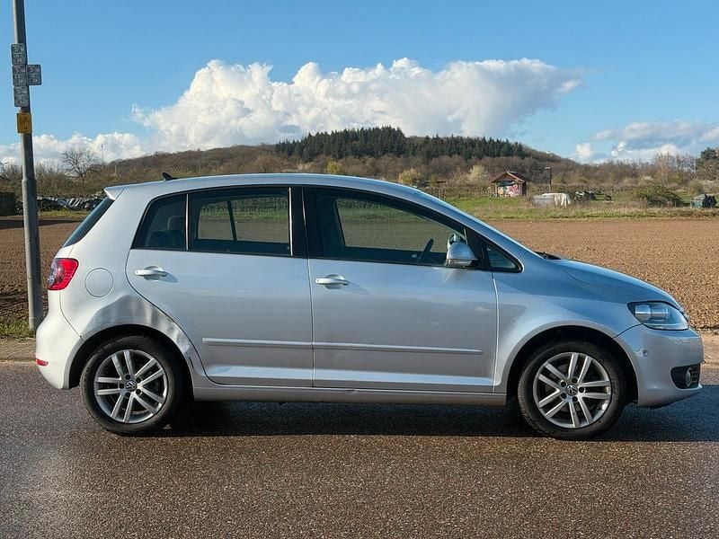 Gebraucht VW Golf VI 122 PS (89 kW) 2010 Silber Kleinwagen