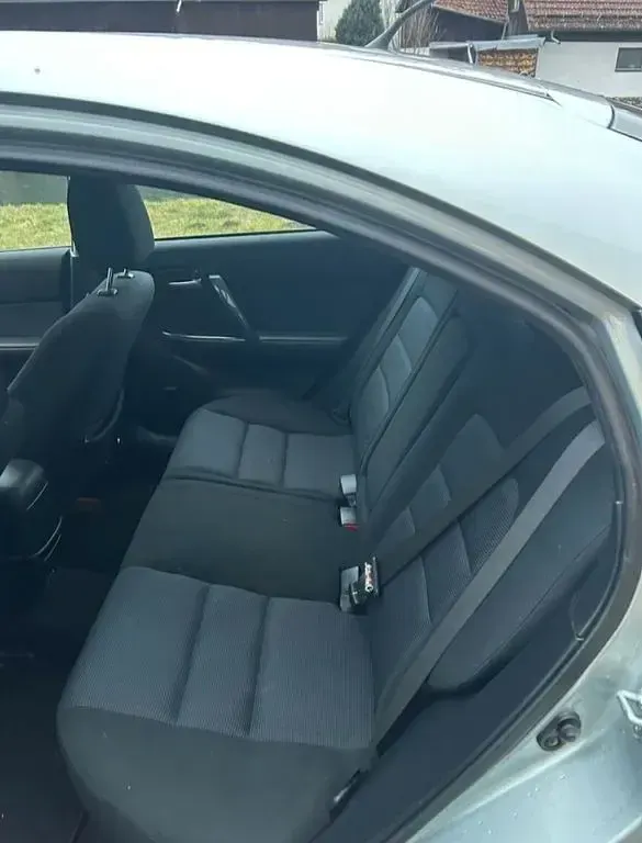 Używany Mazda 6 147 KM (108 kW) 2006 Srebrny Sedan/Limuzyna