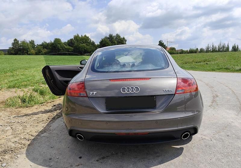 Gebraucht Audi TT Sport 211 PS (155 kW) 2011 Grau Coupé