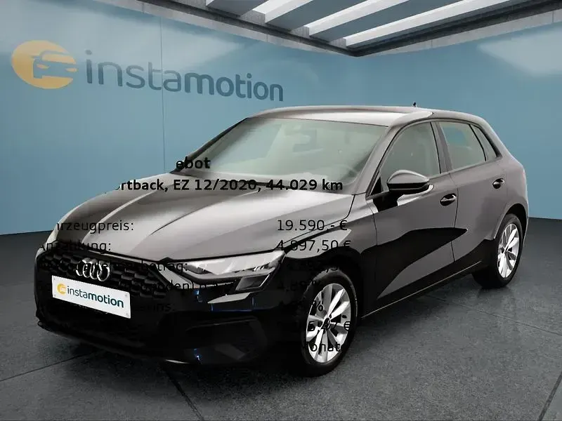 Gebraucht Audi A3 Sportback 110 PS (80 kW) 2020 Schwarz Kleinwagen