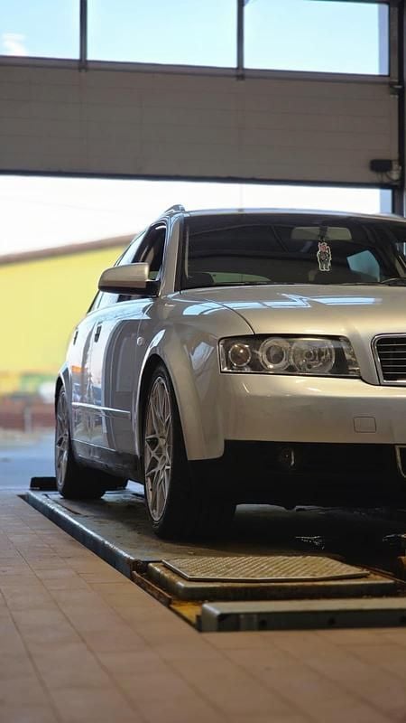 Gebraucht Audi A4 163 PS (119 kW) 2004 Silber Kombi