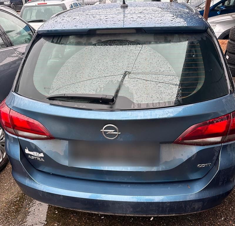 Gebraucht Opel Astra 110 PS (80 kW) 2017 Blau Kombi