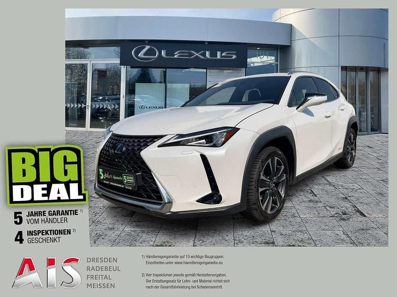 Sonic white Gebraucht 2020 Lexus UX 250h SUV | 23.990 € (Guter Preis) - Bild 1/3