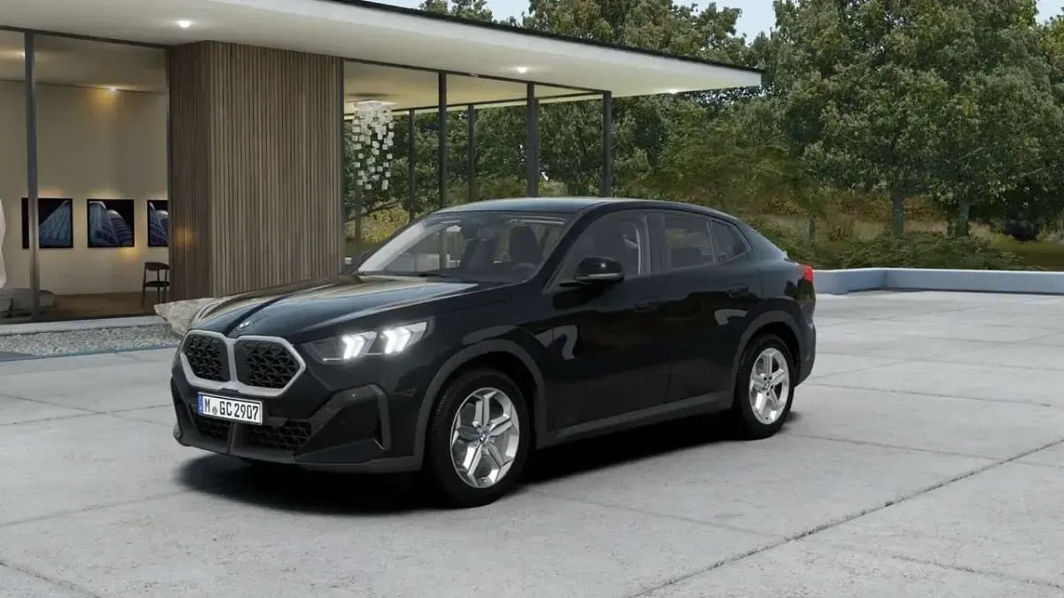 Neu BMW X2 163 PS (119 kW) 2026 Schwarz uni SUV