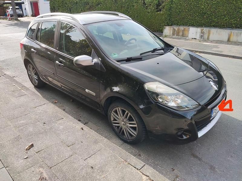 Schwarz Gebraucht 2010 Renault Clio II Limousine | 2.350 € (Fairer Preis) - Bild 1/4