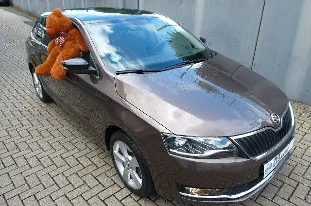 Gebraucht Skoda Rapid Style 110 PS (80 kW) 2018 Braun Kleinwagen
