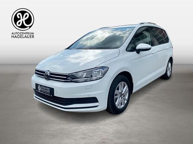 Gebraucht 2024 VW Touran Comfortline Van / Kleinbus | 32.677 € (Fairer Preis) - Bild 1/4