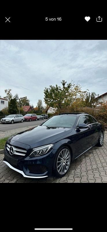 Blau Gebraucht 2016 Mercedes C220 AMG Limousine | 21.000 € (Teuer) - Bild 1/4