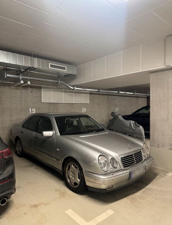Silber Gebraucht 1998 Mercedes E430 Avantgarde Limousine | 2.500 € (Fairer Preis) - Bild 1/4