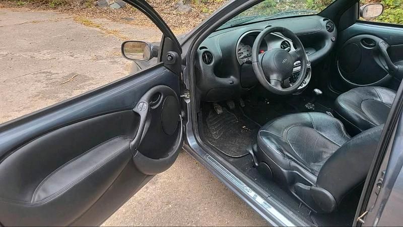 Second-hand Ford Ka 65 CP (47 kW) 2004 Hatchback