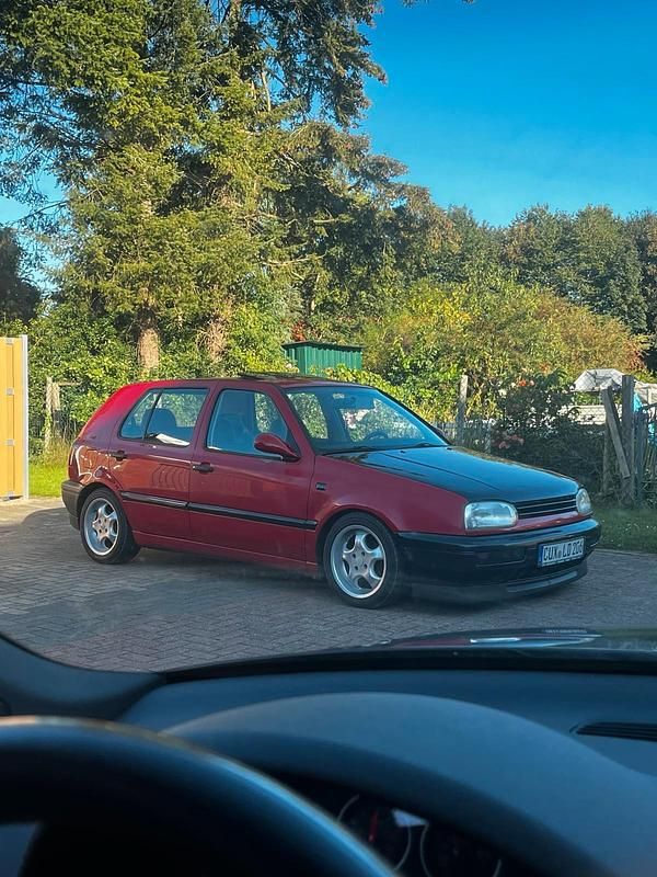 Gebraucht VW Golf III 75 PS (55 kW) 1995 Rot Kleinwagen