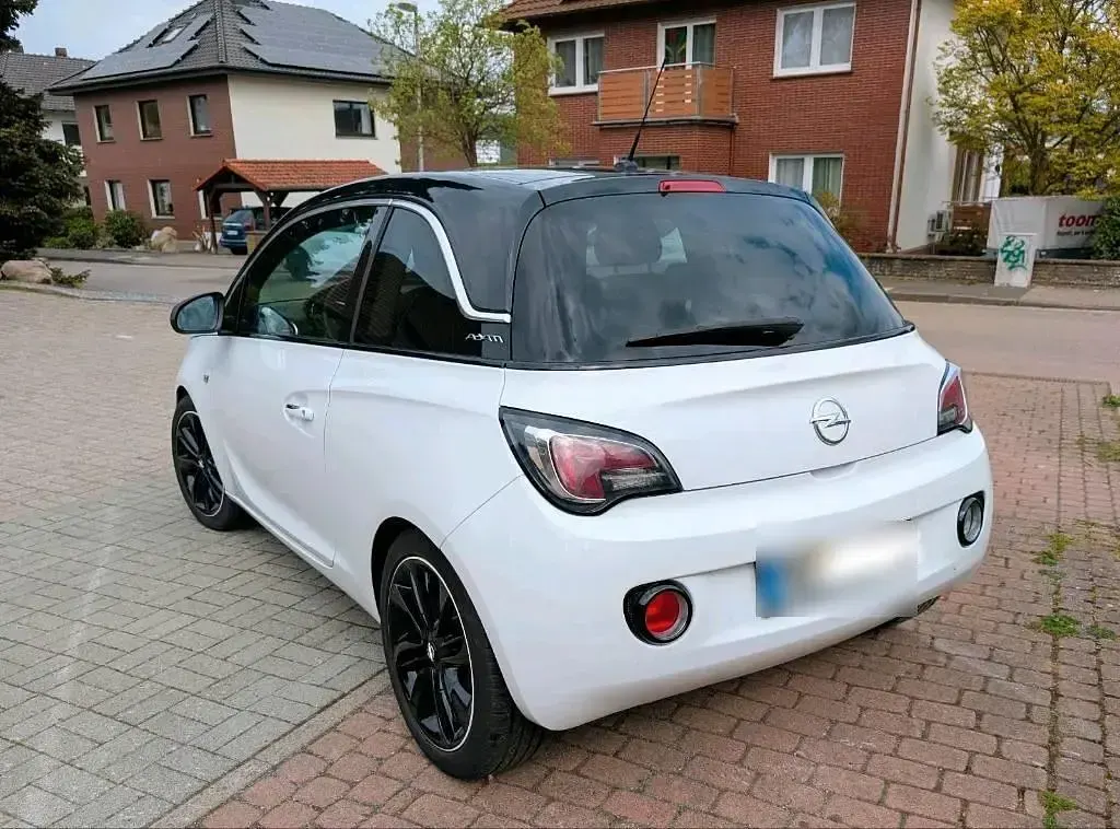 Gebraucht Opel Adam 100 PS (73 kW) 2014 Weiß Kleinwagen