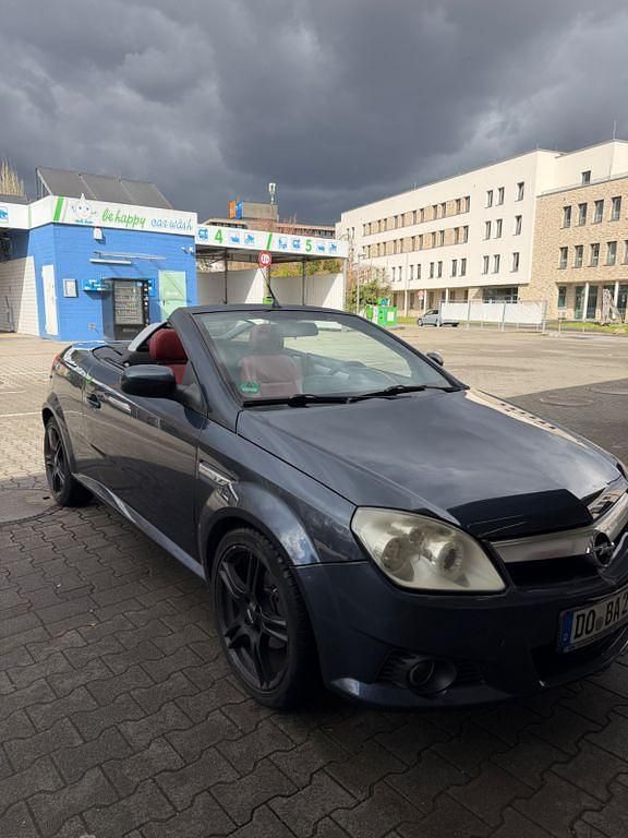 Gebraucht Opel Tigra 125 PS (91 kW) 2008 Blau Cabrio