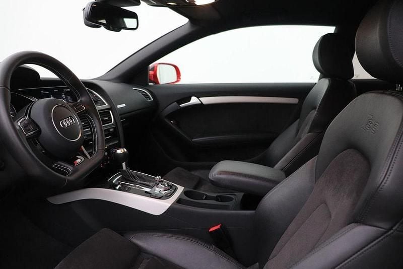 Używany Audi S5 Proline 333 KM (244 kW) 2013 Czerwony Coupe