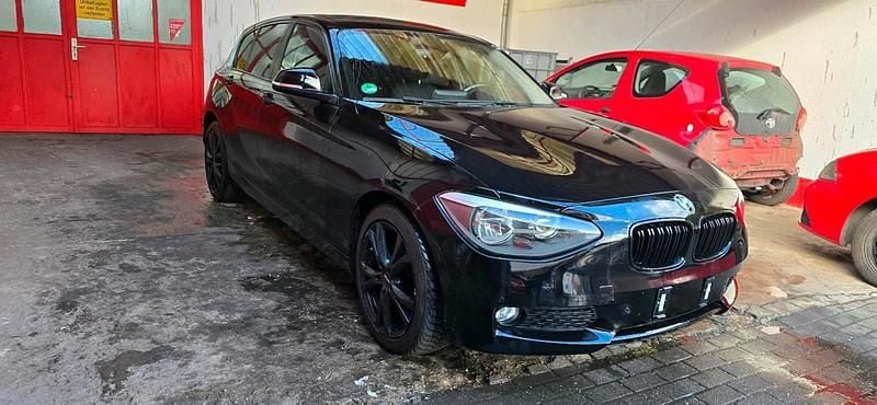 Gebraucht BMW 116 136 PS (100 kW) 2014 Schwarz Kleinwagen