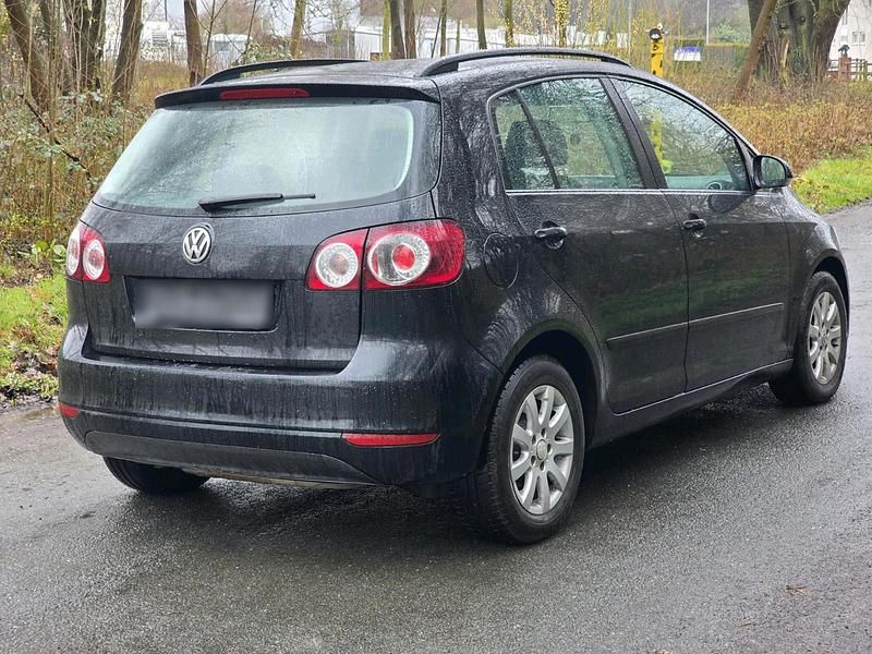 Gebraucht VW Golf VI 80 PS (58 kW) 2010 Schwarz Kleinwagen
