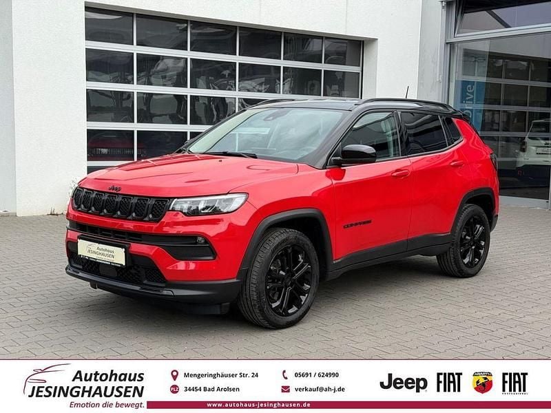 Rot Gebraucht 2023 Jeep Compass Night Eagle SUV | 29.450 € (Fairer Preis) - Bild 1/4