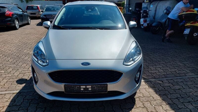 Gebraucht Ford Fiesta Cool & Connect 86 PS (63 kW) 2019 Silber Kleinwagen