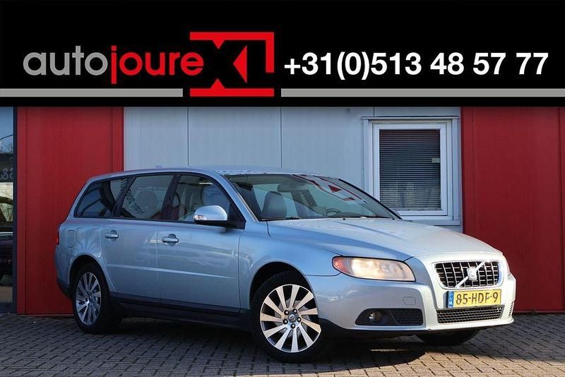 Gebraucht Volvo V70 136 PS (100 kW) 2008 Blau Kombi