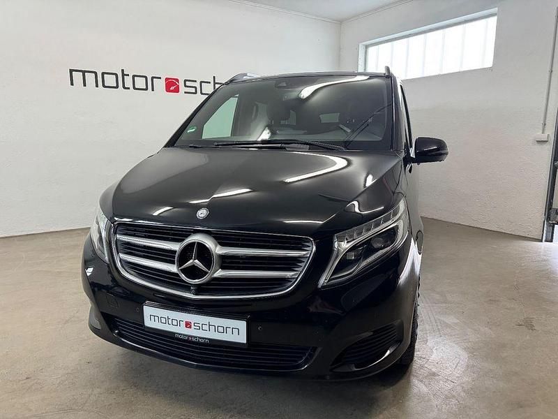 Gebraucht Mercedes V250 Avantgarde Edition 190 PS (139 kW) 2016 Schwarz Van / Kleinbus
