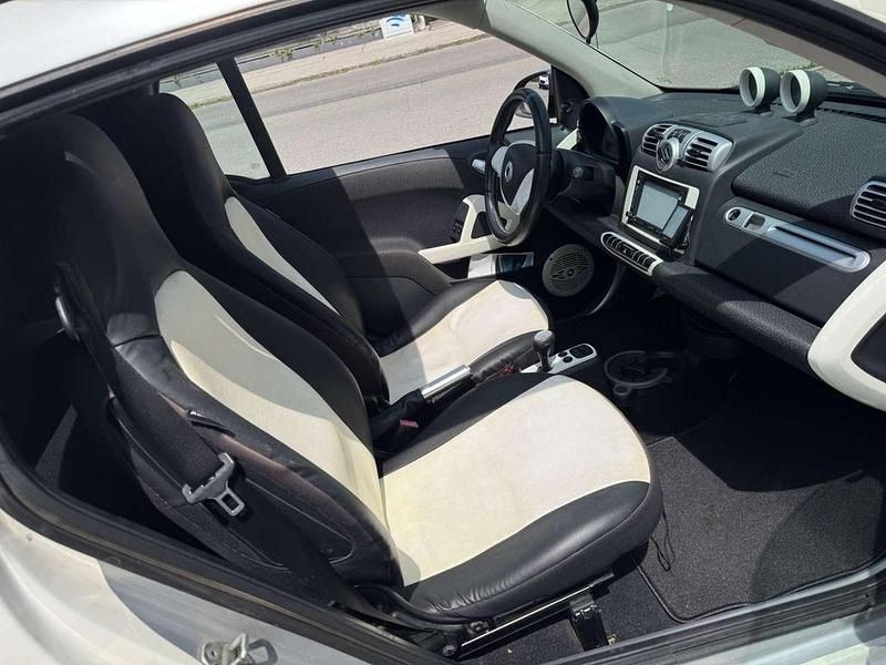 Gebraucht Smart ForTwo Cabrio 71 PS (52 kW) 2008 River silver Cabrio