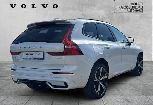 Gebraucht Volvo XC60 Plus 197 PS (144 kW) 2023 Weiß SUV