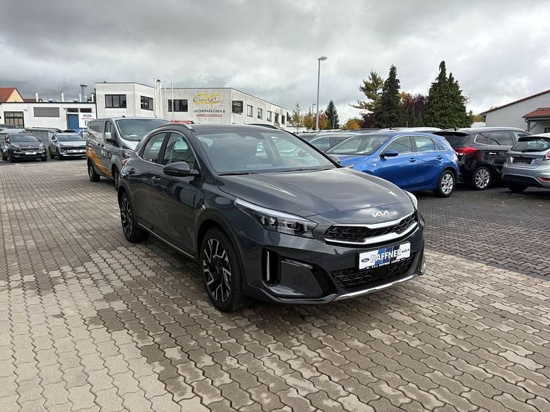 Neu Kia XCeed Spirit 140 PS (102 kW) 2025 Schwarz SUV