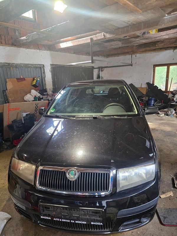 Schwarz Gebraucht 2006 Skoda Fabia Style Limousine | 1.800 € (Fairer Preis) - Bild 1/4