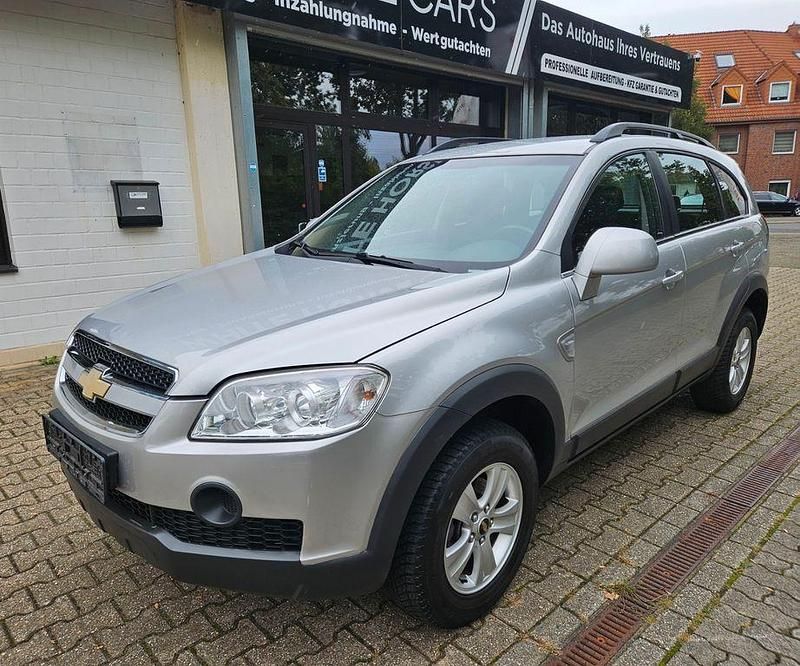 Gebraucht Chevrolet Captiva LS 136 PS (100 kW) 2009 Silber SUV
