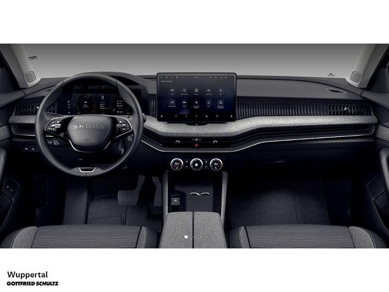 Neu Skoda Superb Selection 150 PS (110 kW) 2025 Schwarz Kombi
