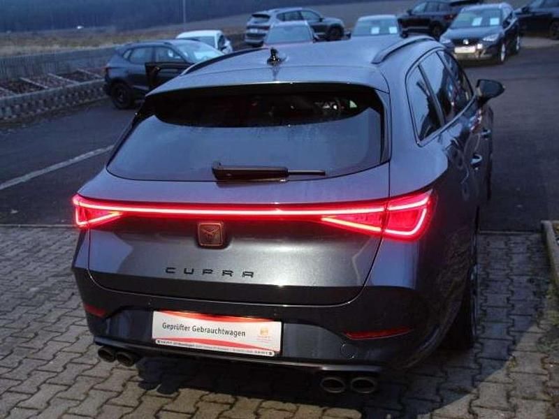 Gebraucht Cupra Leon VZ2 310 PS (228 kW) 2024 Magneticgraumetallic Kombi