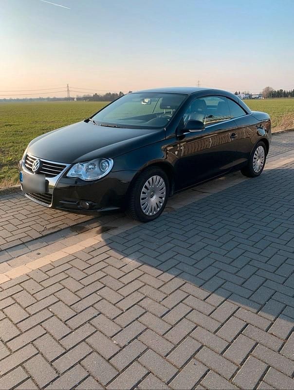 Gebraucht VW Eos 140 PS (102 kW) 2011 Schwarz Cabrio