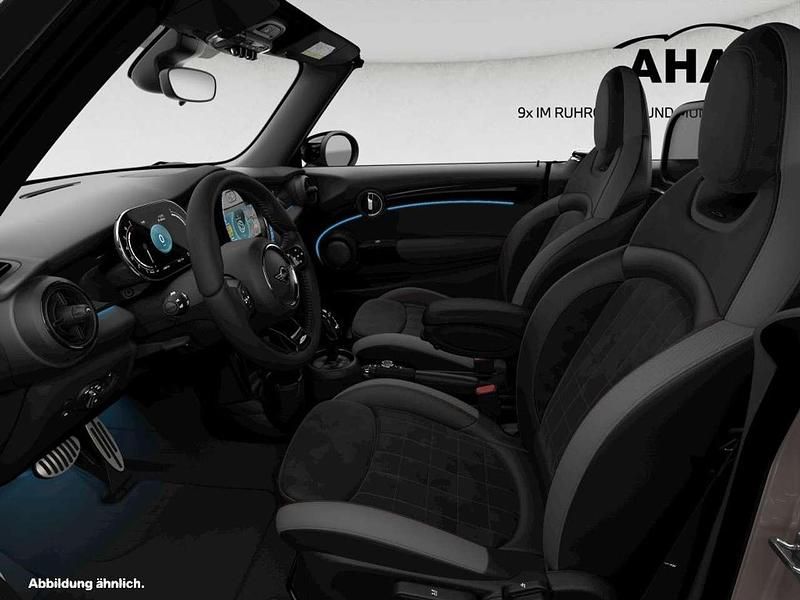 Gebraucht Mini Cooper Cabriolet 136 PS (100 kW) 2024 Rooftop grey Cabrio