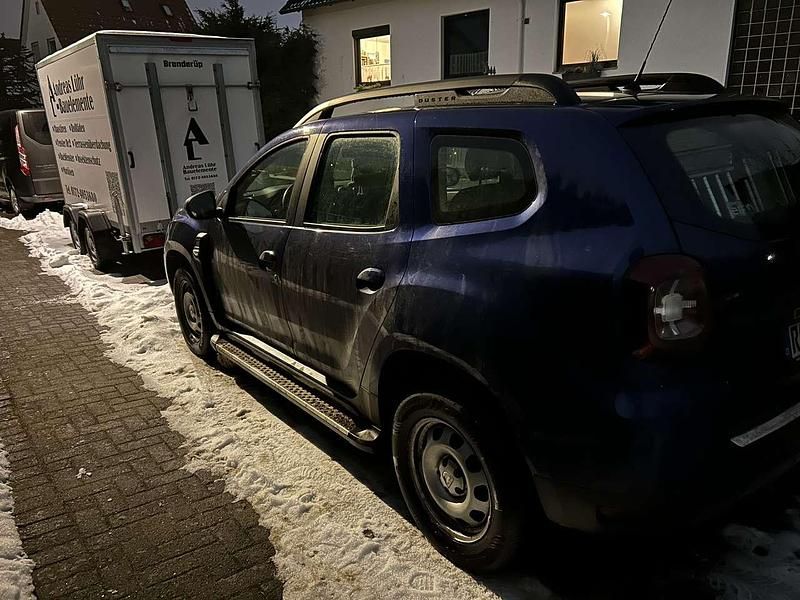 Gebraucht Dacia Duster Comfort 114 PS (83 kW) 2018 Blau SUV