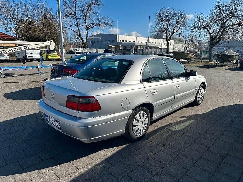 Gebraucht Opel Omega Design Edition 144 PS (105 kW) 2003 Silber Limousine