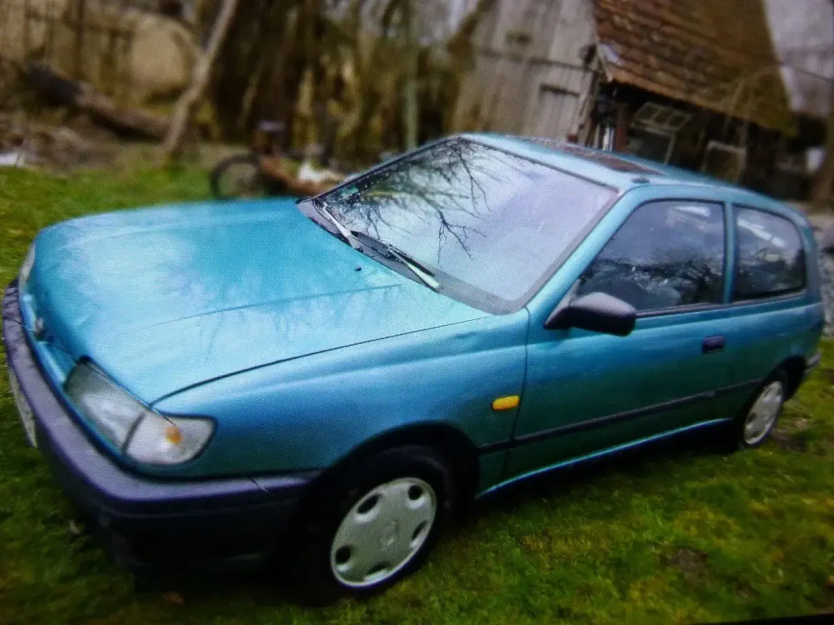 Gebraucht Nissan Sunny 75 PS (55 kW) 1995 Grün Limousine