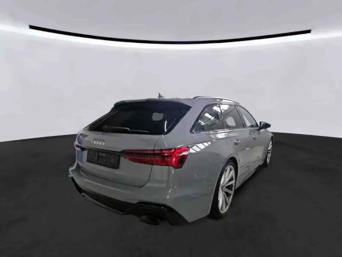 Gebraucht Audi RS6 Sport 600 PS (441 kW) 2023 Nardograu Kombi