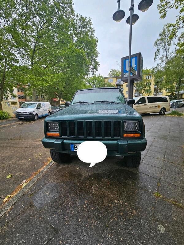 Grün Gebraucht 1998 Jeep Cherokee SUV | 6.500 € (Superpreis) - Bild 1/4
